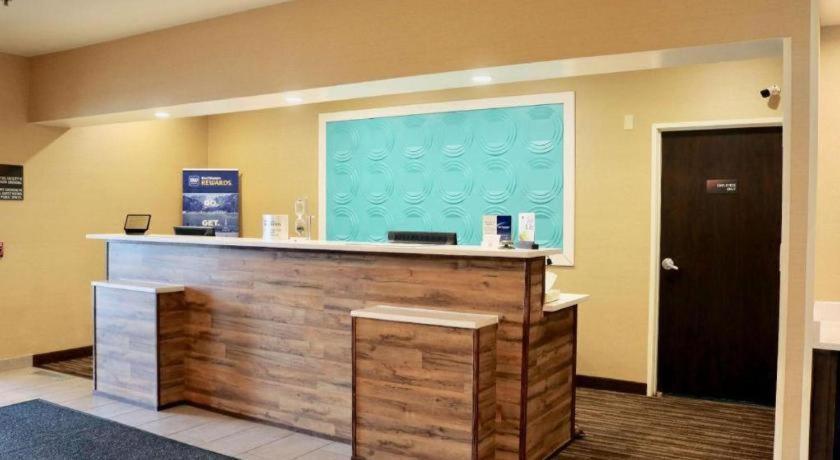 Best Western Fostoria Inn And Suites Екстер'єр фото